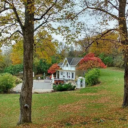 Clyde Hall Bed And Breakfast-2